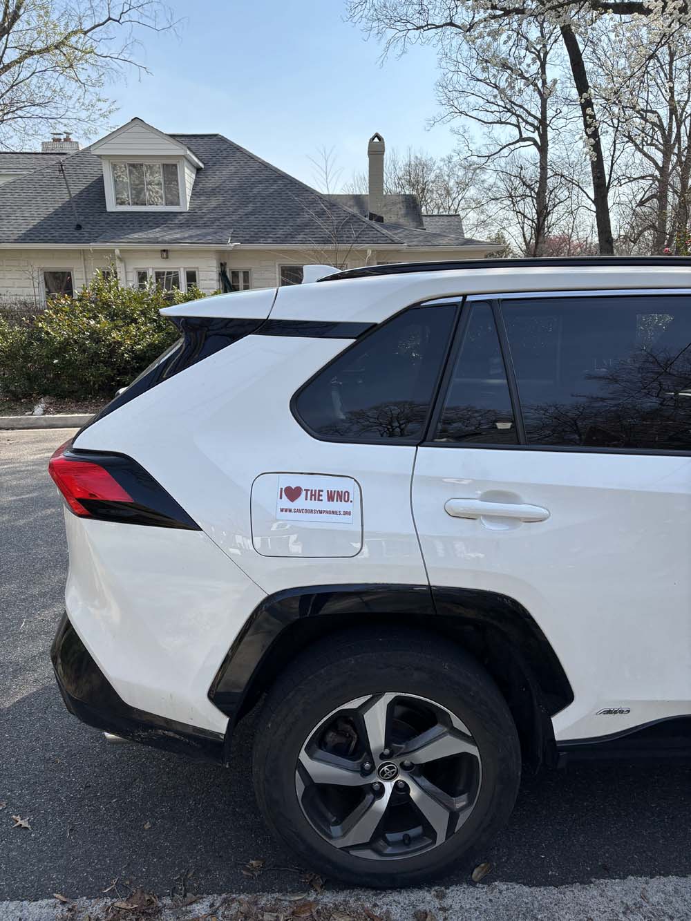 WNO Car magnet (4.5" x 7.5")